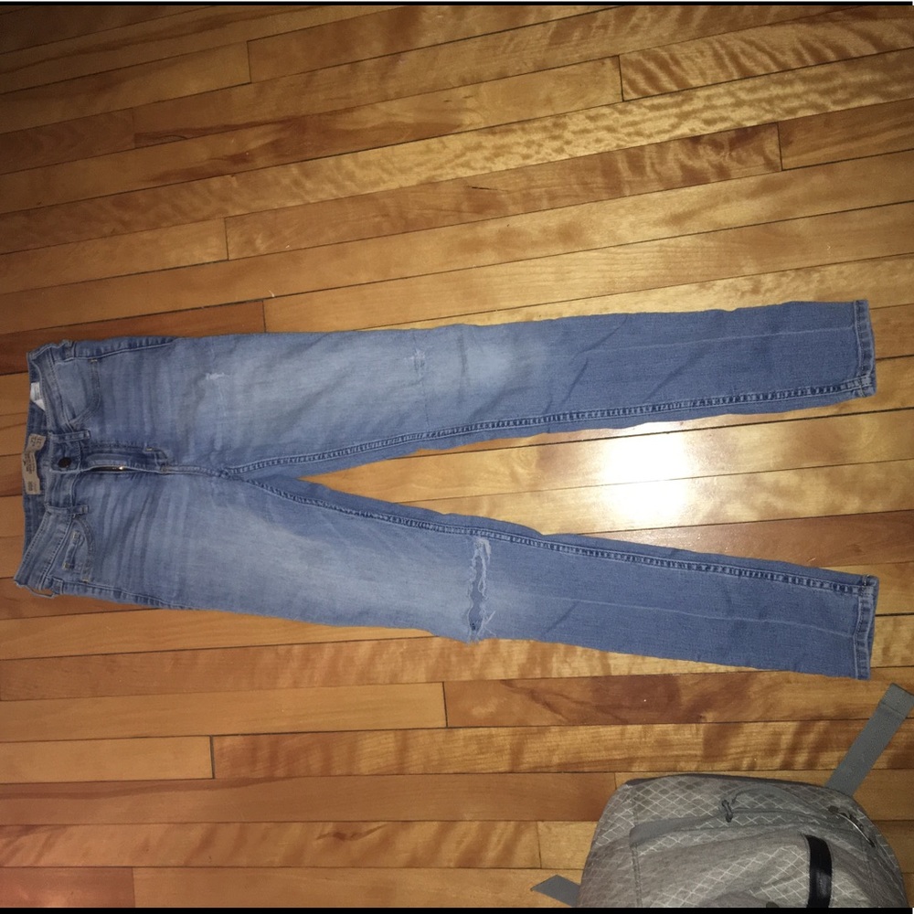 Light wash jeans